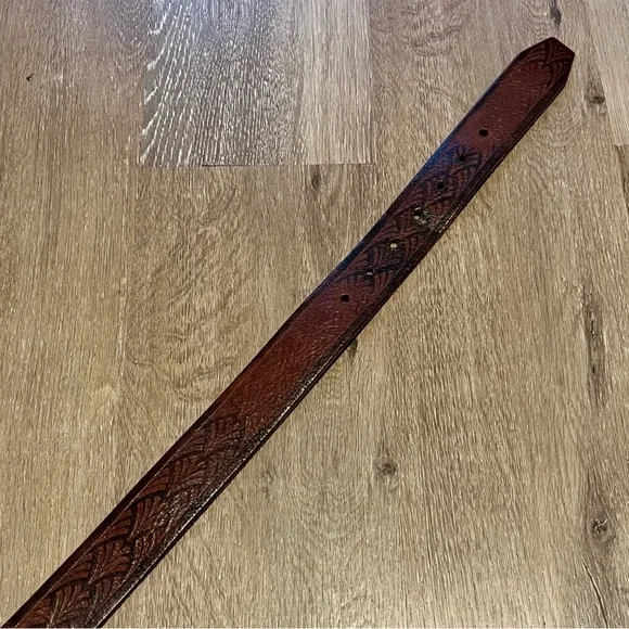 GAP Embossed Brown Leather Belt - 34 - Picture 5 of 6